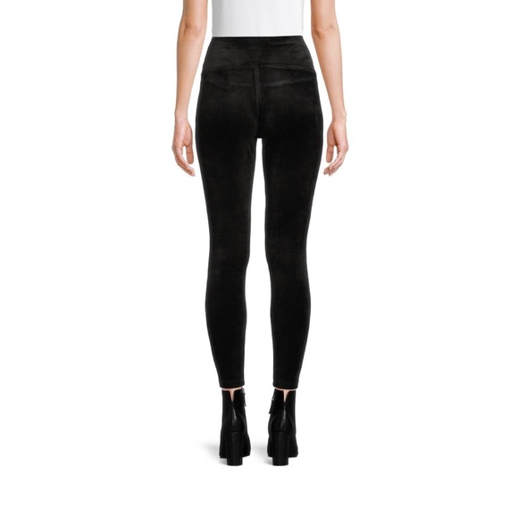 🆕 Time and Tru Fitted HighRise Super Plush  Leggings, Black Soot - Picture 2 of 6